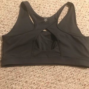Sports bra